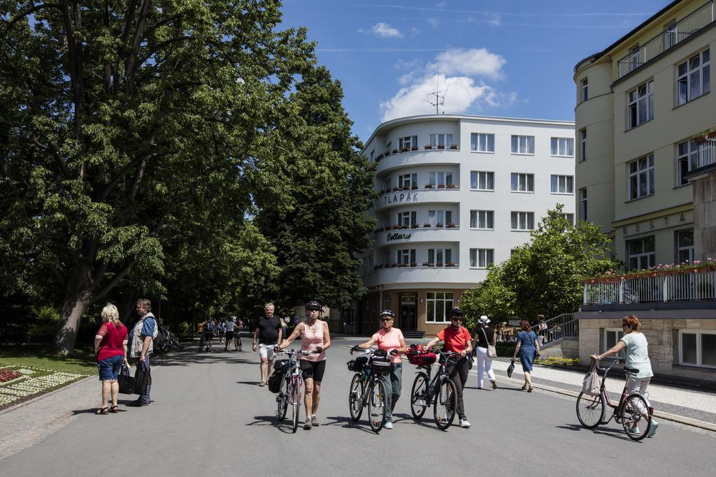 Hotel Bellevue Tlapak Poděbrady Dış mekan fotoğraf