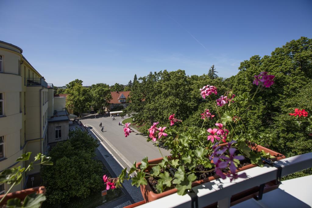Hotel Bellevue Tlapak Poděbrady Dış mekan fotoğraf